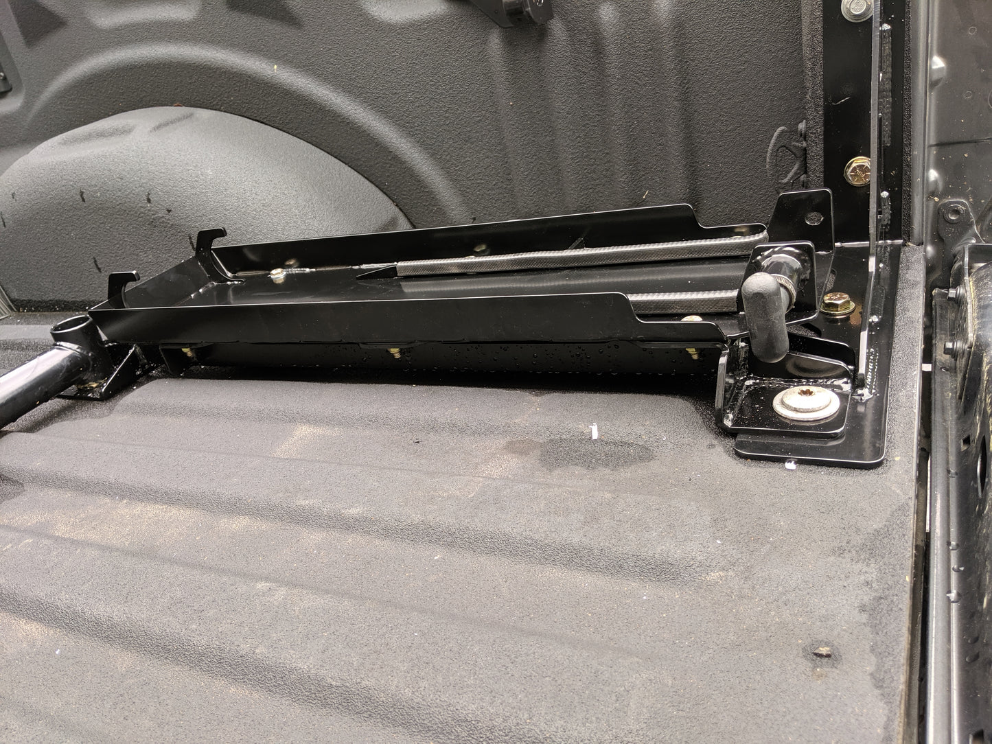 Bolt In Pro Eagle Jack Mount 17-Current Raptor, 15-current F150