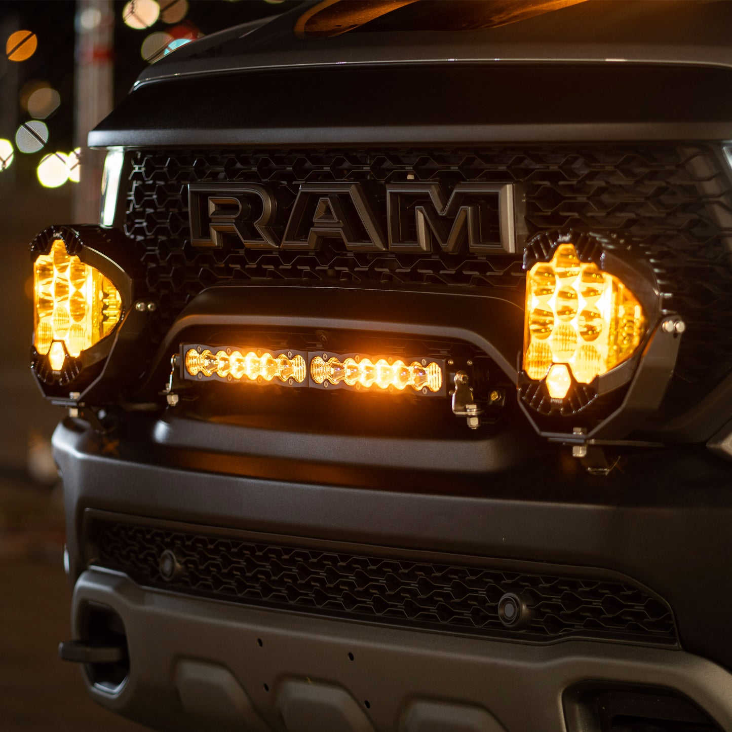 Ram TRX (21-On), 20” S8 Grill Kit