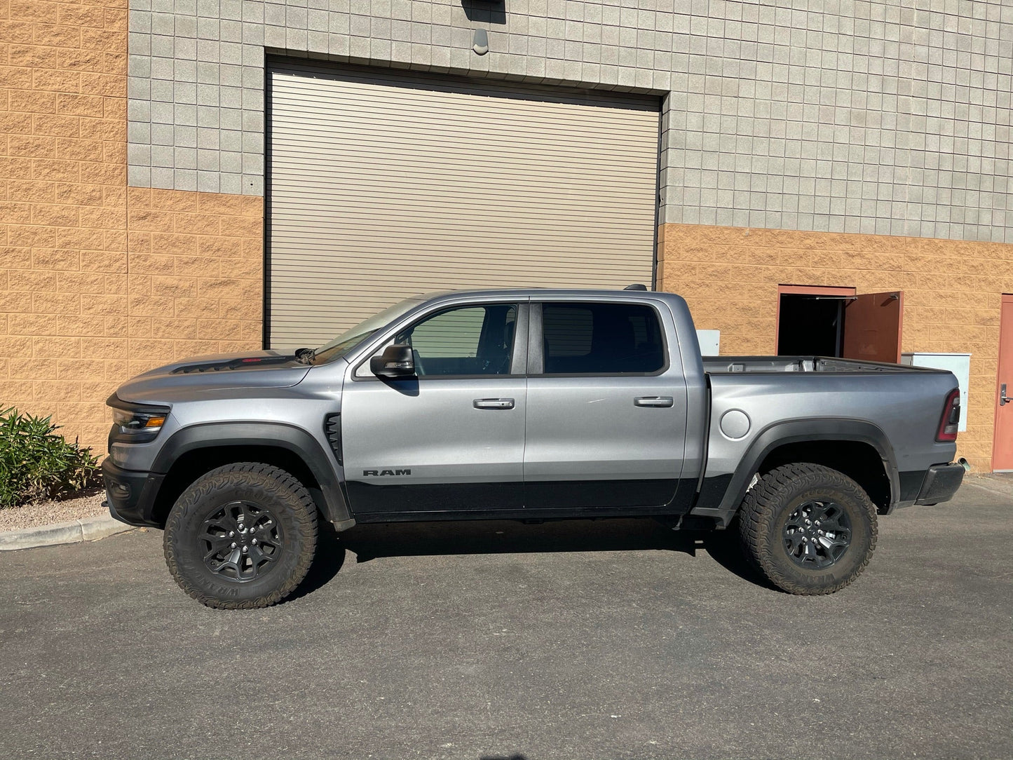 Foutz Motorsports (FMI Racing) - 2021-2022 RAM TRX Front Leveling Kit