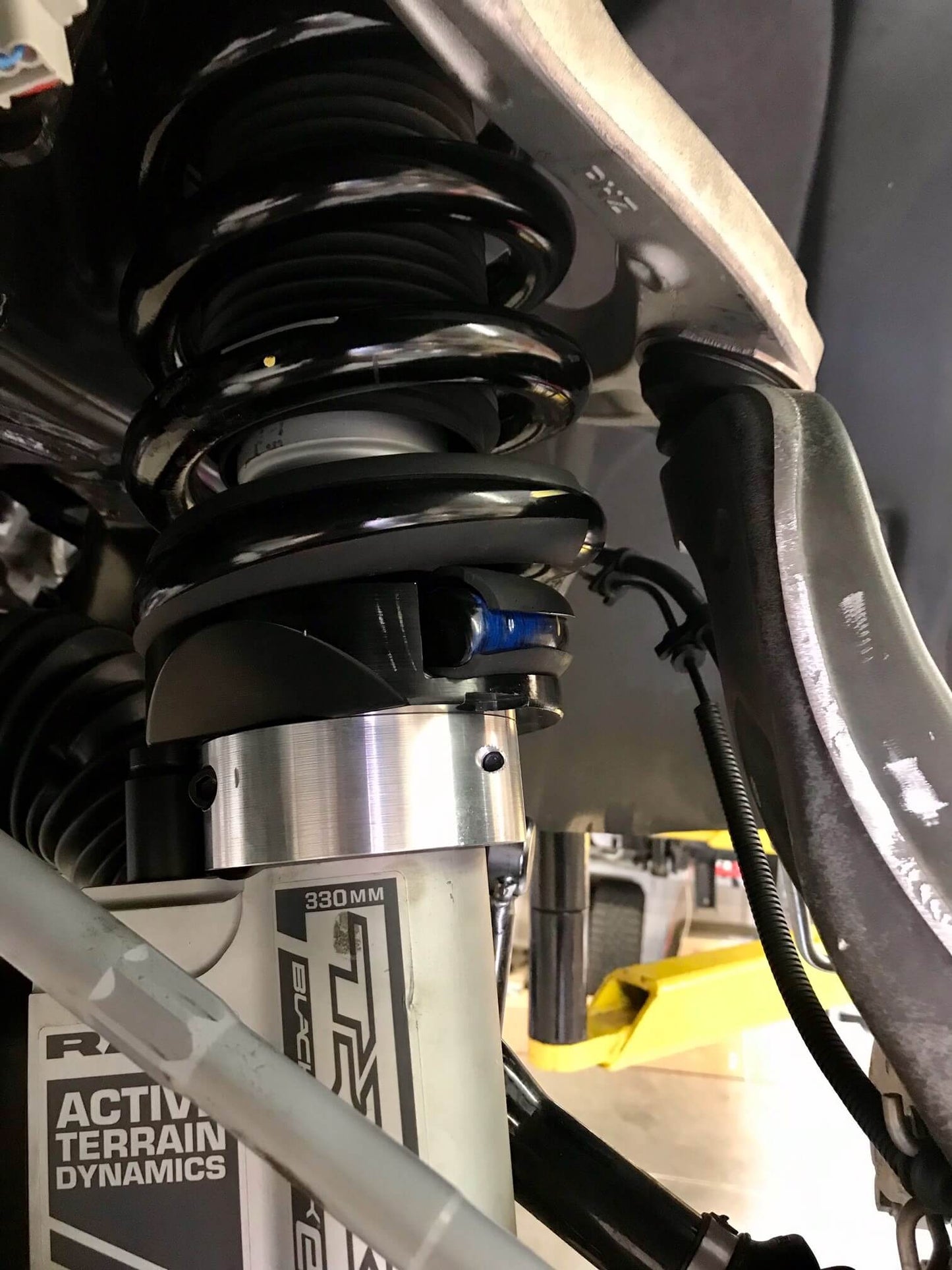 Foutz Motorsports (FMI Racing) - 2021-2022 RAM TRX Front Leveling Kit