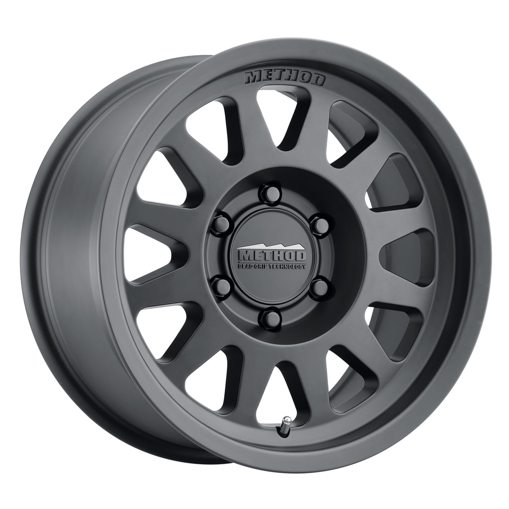 METHOD RACE WHEELS MR704 Bead Grip