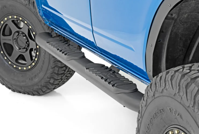 Rough Country - OVAL NERF STEP | 4-DOOR | BLACK | FORD BRONCO (2021-2022)